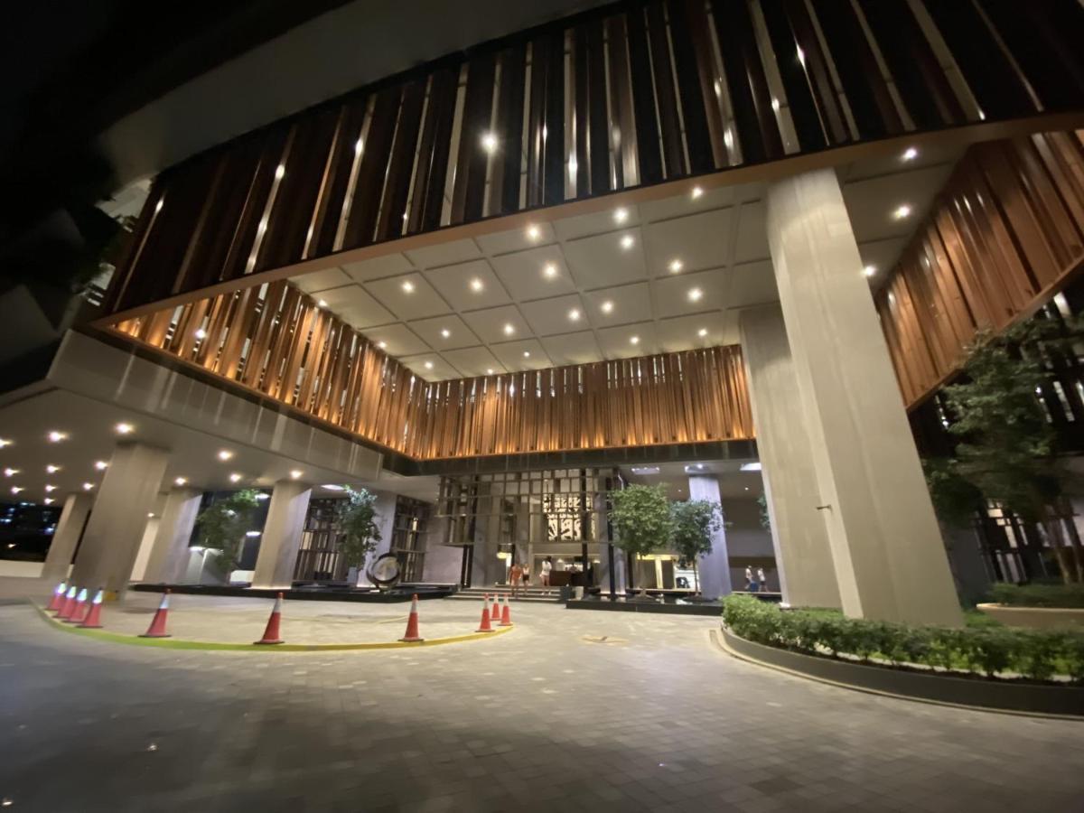 Infinity Pool Suite Bukit Bintang Lalaport Bbcc Куала Лумпур Екстериор снимка
