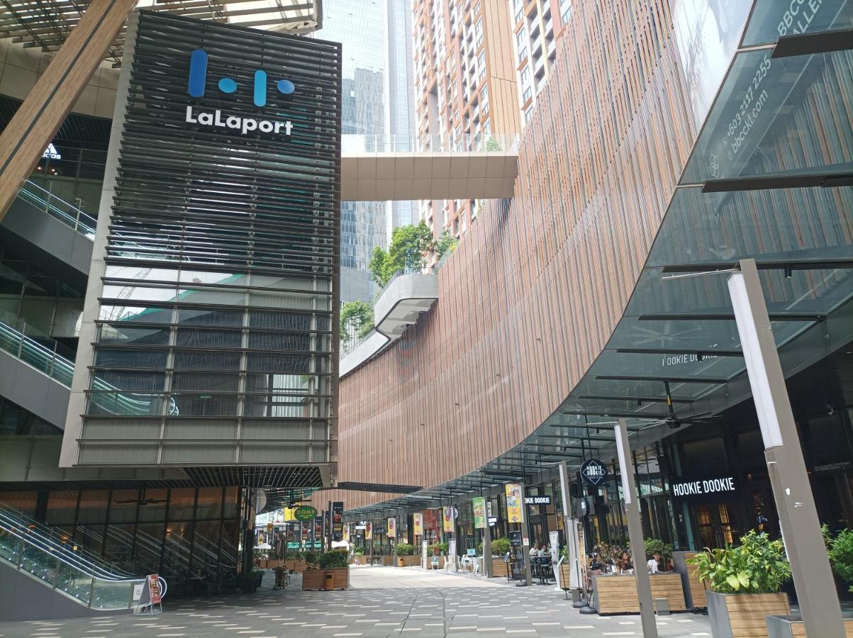Infinity Pool Suite Bukit Bintang Lalaport Bbcc Куала Лумпур Екстериор снимка
