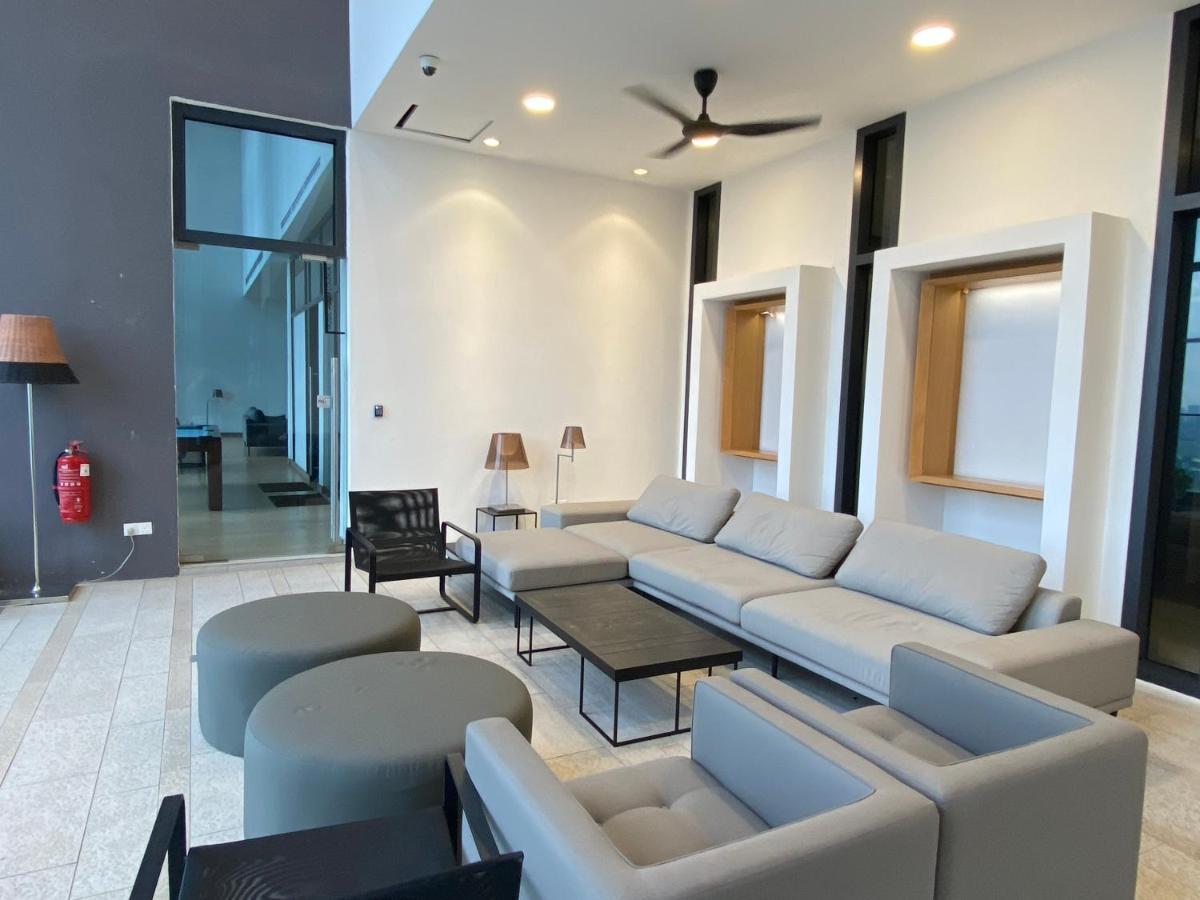 Infinity Pool Suite Bukit Bintang Lalaport Bbcc Куала Лумпур Екстериор снимка