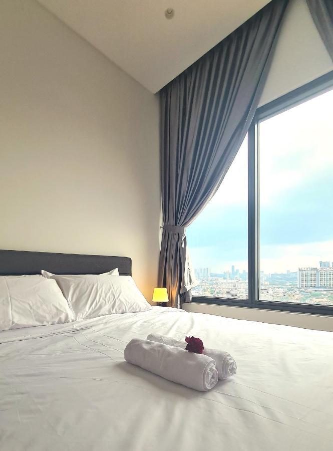 Infinity Pool Suite Bukit Bintang Lalaport Bbcc Куала Лумпур Екстериор снимка