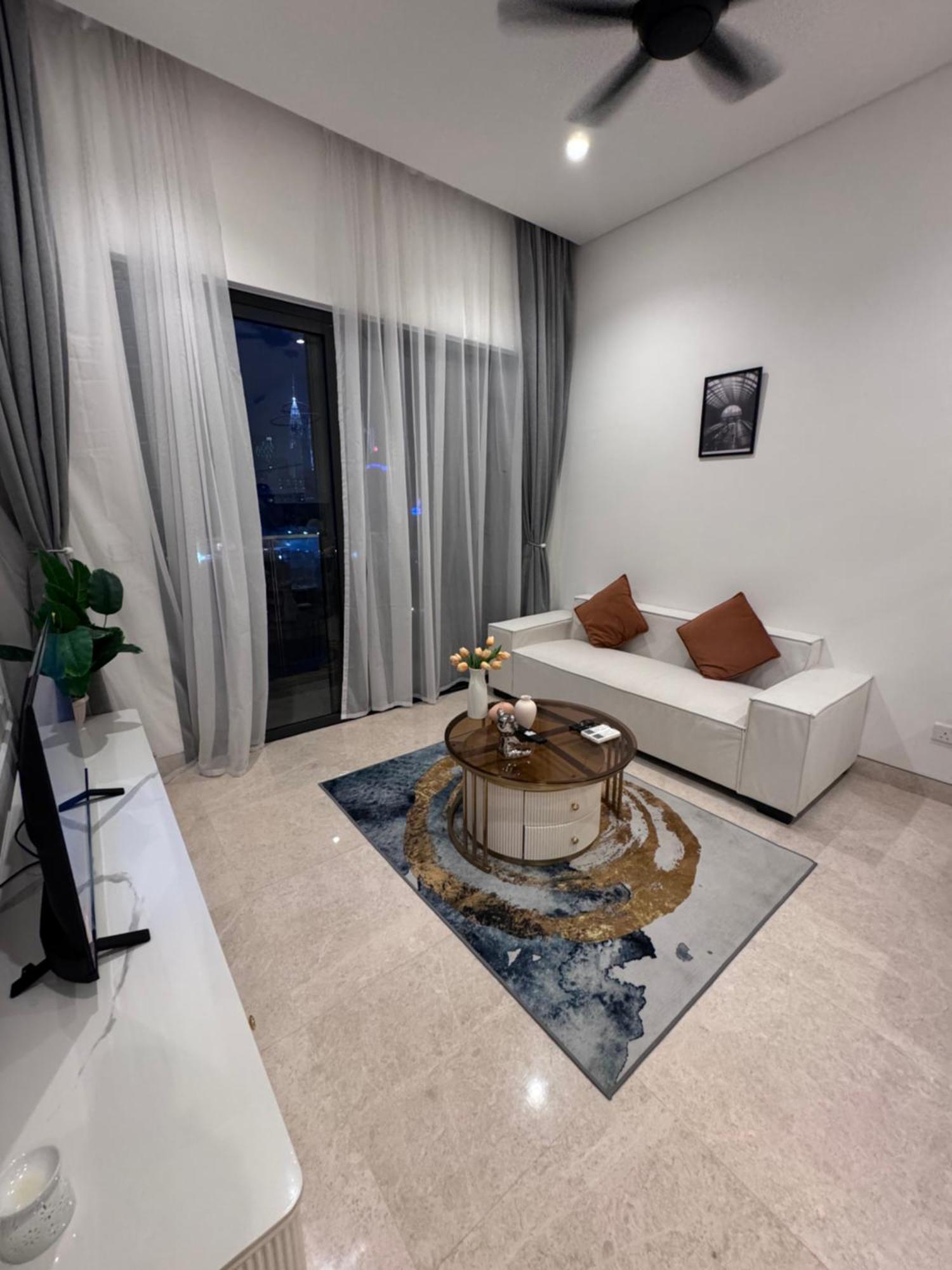 Infinity Pool Suite Bukit Bintang Lalaport Bbcc Куала Лумпур Екстериор снимка